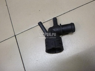 5Q0122291E Фланец двигателя системы охлаждения VAG Octavia (A7) (2013 - 2020)