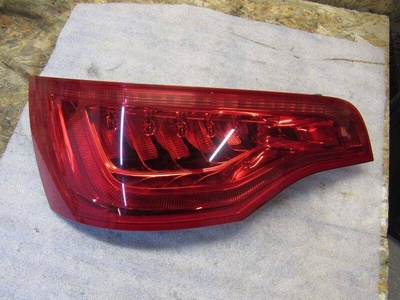 4L0945093F фонарь задний левый Audi Q7 4L 2010