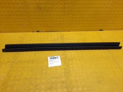 823309602R Уплотнитель опускного стекла Renault Kaptur 2021