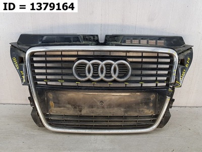8P0853651MT94 Решетка радиатора Audi A3 II (8P) Рест. 2 (2008-2013) 8P0853651M T94
