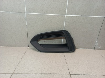 86521H5000 Решетка в бампер левая Hyundai Solaris 2