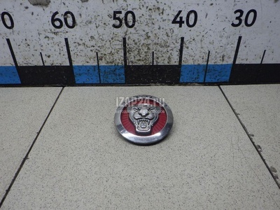 C2D45429 Эмблема Jaguar XE 2015