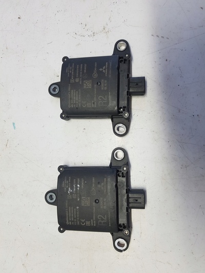 8638A228 outlander iii рестайлинг датчик мертвого поля