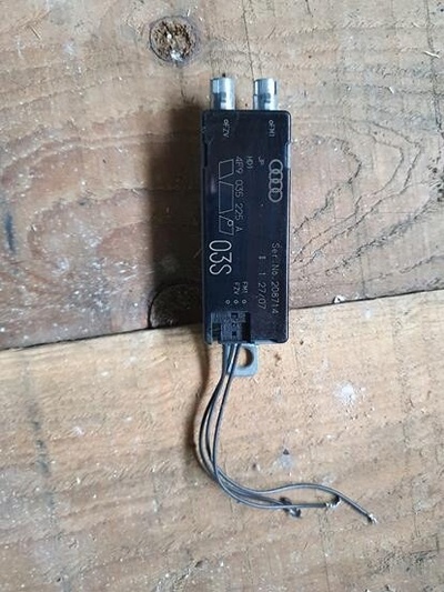 4F9035225A audi a6 c6 усилитель антенный