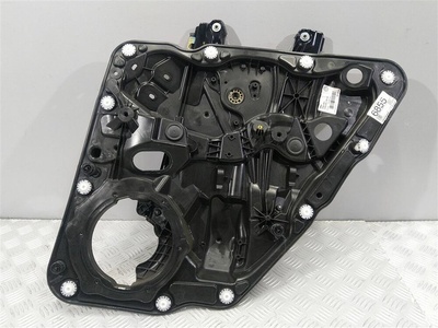 7P6839756A Стеклоподъемник задний правый Volkswagen Touareg 2012