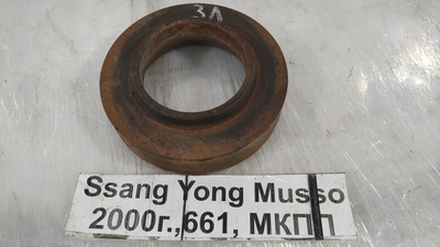 4519105010 Опора пружины Ssang Yong Musso 2000