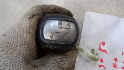 US1146030A Ручка МКПП Mazda BT-50 2006-2012 2010