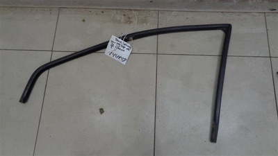 7701473081 Уплотнитель стекла двери передней правой Renault Scenic 1 1996-2003 1998