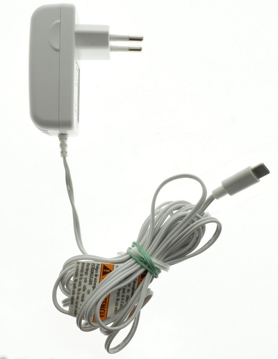 CS6F050100FGF z3071 блок питания csec 5v 1a 5w usb - c