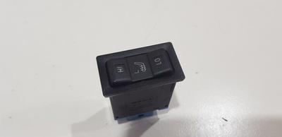 T116800980 Кнопка обогрева сидений левая Chery Tiggo T11 2005-2016