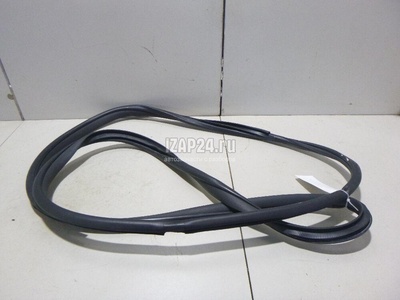 6786112A20 Уплотнитель двери Toyota Corolla E15 (2006 - 2013)