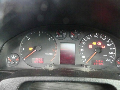 4B0920930K спидометр audi a6 c5 2.5 tdi европа
