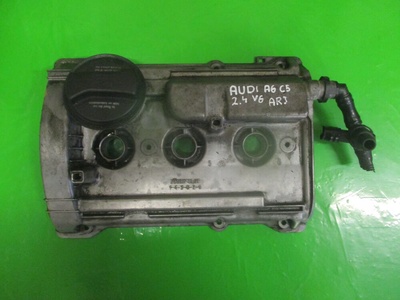 Крышка клапонов 2.4 arj audi a6 c5 078103471r