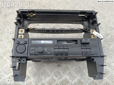 4D0035152 Аудиомагнитола Audi A6 C4 (1994-1997) 1994