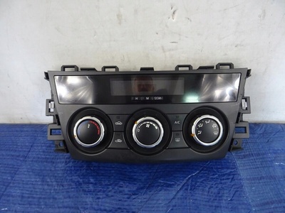 GHP961190D панель кондиционера mazda 6 iii gj