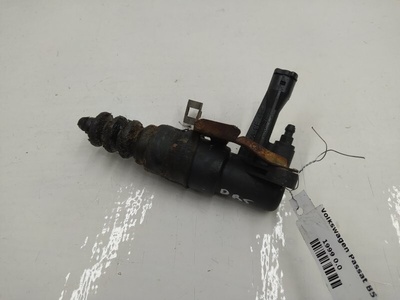 8E0721257A Цилиндр сцепления рабочий Volkswagen Passat B5 1999
