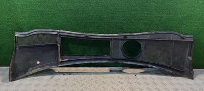 4B1819417C Решетка стеклоочистителя (Дождевик) Audi A6 C5 (S6,RS6) 2003