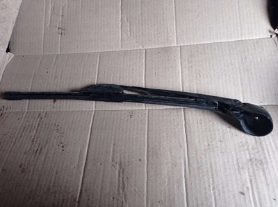 3B9955707A Щеткодержатель задний Volkswagen Passat B5 2001