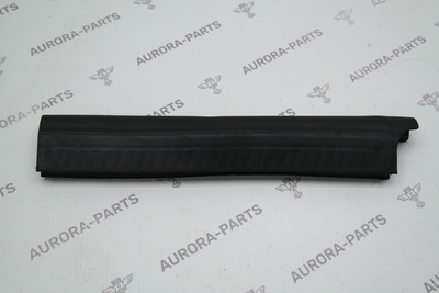 LR034448 Уплотнитель капота LH Land Rover Range Rover Sport L494 2013