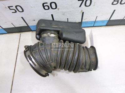 04861415AB Патрубок воздушного фильтра Chrysler Voyager/Caravan (RG/RS) (2000 - 2008)