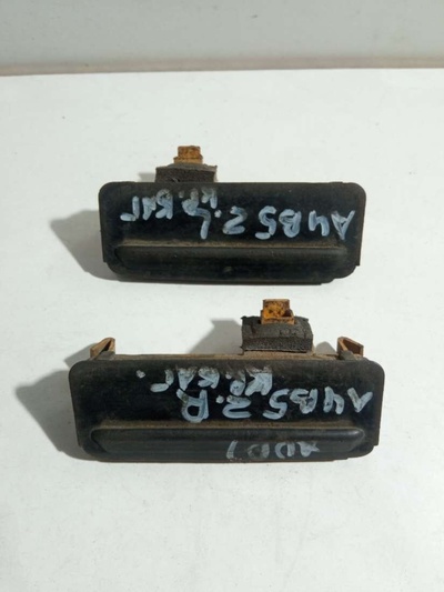 8D0827565A Кнопка открытия багажника Audi A4 B5 (S4,RS4) 2000 ,8D0827566A