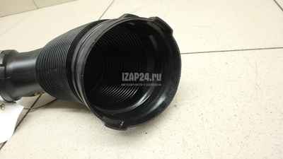 04L129661B Патрубок воздушного фильтра VAG A5/S5 (F5) 2017