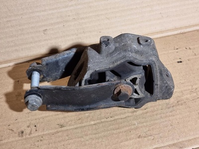 30748173 подушка двигателя volvo v60 s60 xc60 xc70 s80 d3 d5