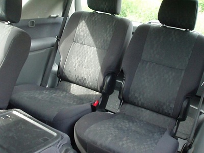 Toyota avensis verso 3 ряд сидений