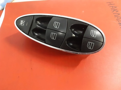 A2118213679 Блок управления стеклоподъемниками Mercedes E W211 2008 ,A2118213579,A2118219951,A2118210058,2118213679,2118213579,2118219951,2118210058
