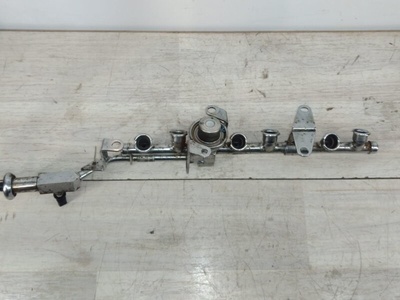 2X4E9F792AB Топливная рампа Jaguar X-Type X400 2003 , C2S28870, XR85104, XR815534
