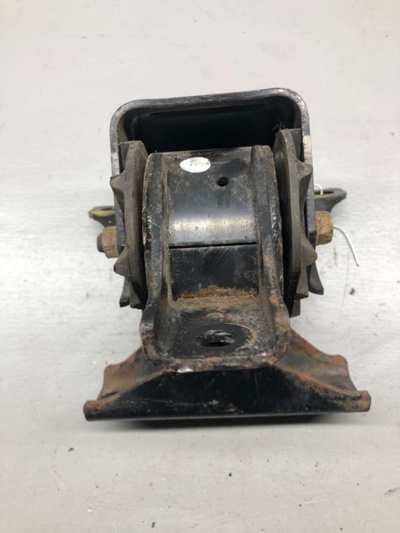 1161084E50 Подушка крепления двигателя Suzuki Ignis 2 2004 11610-84E50, 11631-84E50