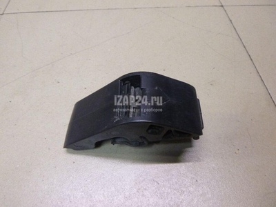17111737709 Кронштейн радиатора BMW 7-serie E38 (1994 - 2001)