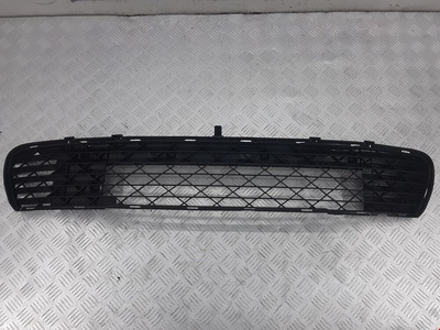 9687926077 Решетка (заглушка) в бампер центральная Citroen C4_Picasso 1 (-) 2013 ,7422AE