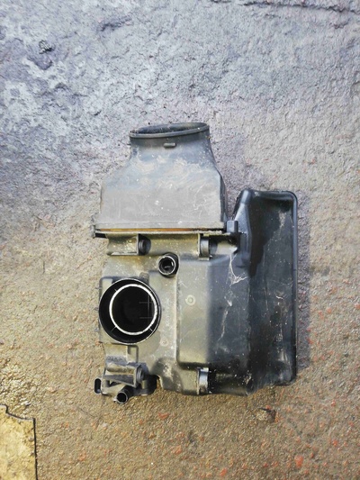 7700104844 Корпус воздушного фильтра Renault Megan Scenic 1 2000