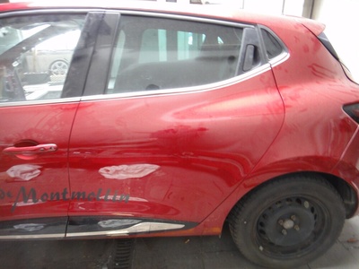 555012323R clio iv рестайлинг os задняя балка