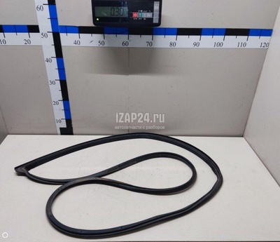 6787212530 Уплотнитель двери Toyota Corolla E15 (2006 - 2013)