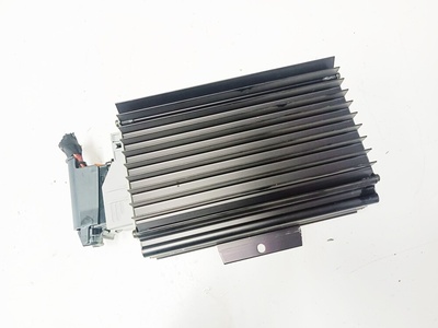 A1638202789 мерседес мл w163 рестайлинг усилитель bose