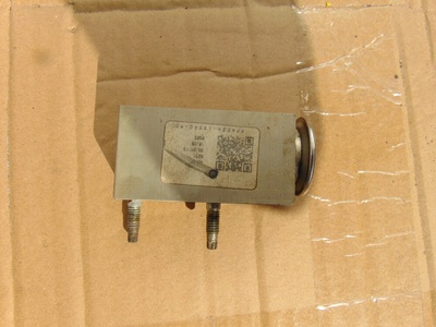 AP3119849AA клапан расширительный форд фиеста mk7