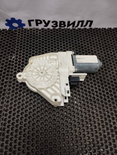 82907375 моторчик стеклоподъемника передний левый Volvo FH4 FH13