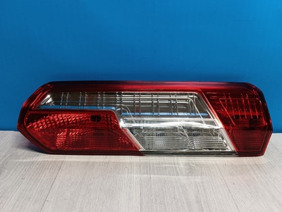 1870425 Фонарь правый Ford Transit 2015-нв
