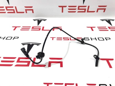 103779600C Датчик ABS задний Tesla Model S 2015 1037796-00-C