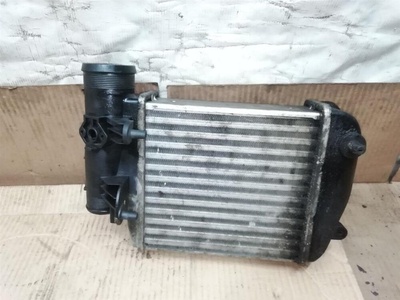 4F0145805E Интеркулер Audi A6 C6 2007