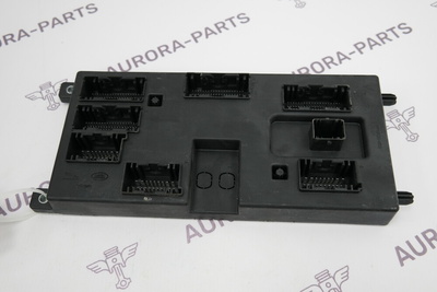 LR070573 Блок управления электрооборудованием кузова Land Rover Range Rover 30DDTX L405 2012