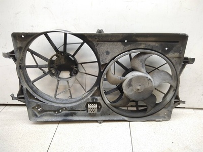 1355712 Диффузор вентилятора ford Focus I 1998-2004