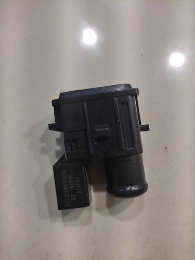 8112300CV08XA Бачок Haval F7 2022