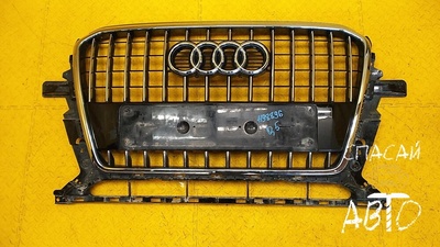8R0853651R Решетка радиатора Audi Q5 2008-2017