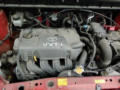 PL374136 двигатель toyota yaris cp10 verso 1.3 16v vvti 2nz - fe