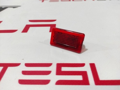 100715270E Подсветка салона Tesla Model S 2013 1007152-70-E