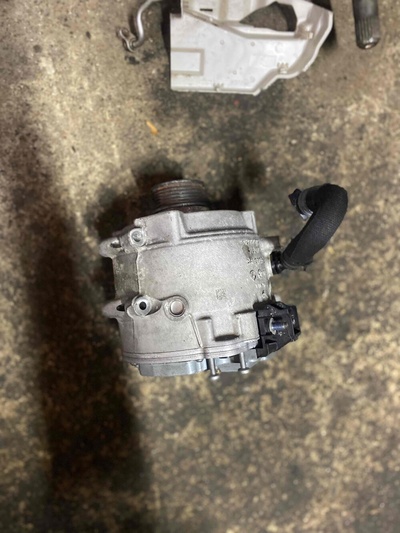 4n0903028d Генератор Audi Q7 2020