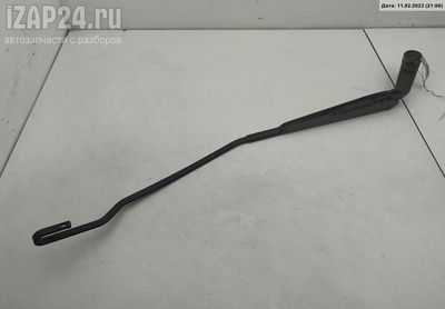 1M1955410D Щеткодержатель (поводок стеклоочистителя) передний R Seat Leon (1999-2005) 2000
